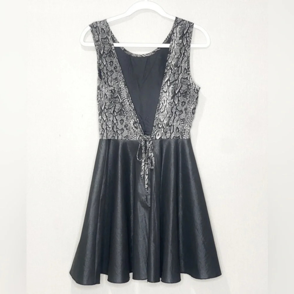 Walter Baker Python Open Back Mini Dress Black Gr… - image 2